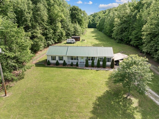 1637 Upper Standing Rock Rd, Dover, TN 37058