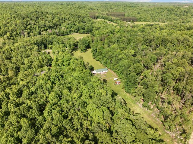 1637 Upper Standing Rock Rd, Dover, TN 37058
