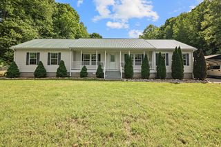1637 Upper Standing Rock Rd, Dover, TN 37058