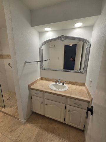 2022 Brookside Drive, Grapevine, TX 76051