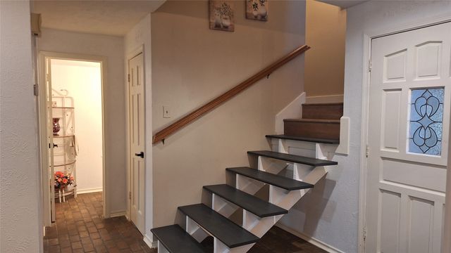 2022 Brookside Drive, Grapevine, TX 76051