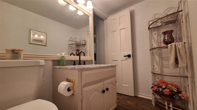 2022 Brookside Drive, Grapevine, TX 76051