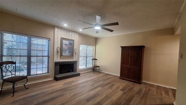 2022 Brookside Drive, Grapevine, TX 76051