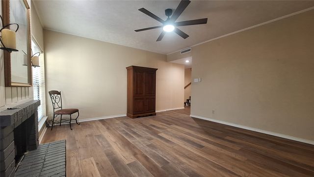 2022 Brookside Drive, Grapevine, TX 76051