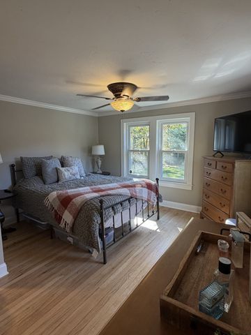 72 Electric, Lunenburg, MA 01462