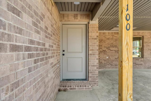 100 Weston Cove, Brookland, AR 72417