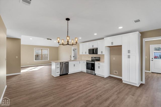 100 Weston Cove, Brookland, AR 72417