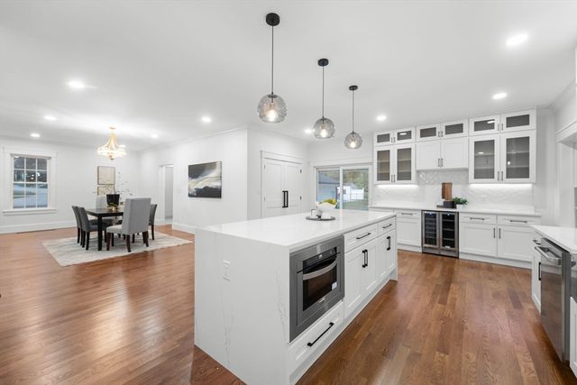 434 Sumner St, Stoughton, MA 02072