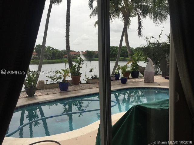9509 NW 9th Ct, Plantation, FL 33324