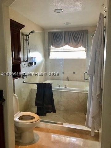 9509 NW 9th Ct, Plantation, FL 33324