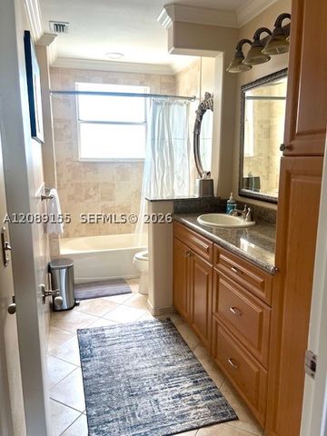 9509 NW 9th Ct, Plantation, FL 33324