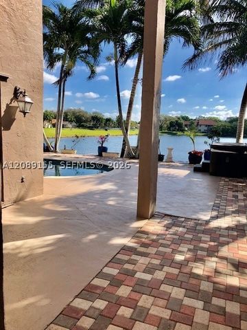 9509 NW 9th Ct, Plantation, FL 33324