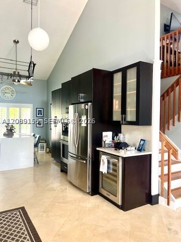 9509 NW 9th Ct, Plantation, FL 33324