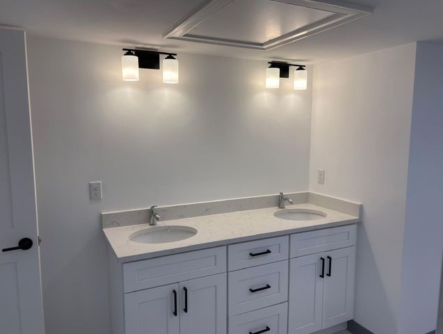26 Union St 106, Natick, MA 01760