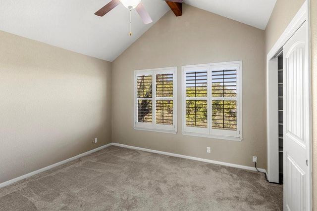 108 Courtside CIR, Spicewood, TX 78669