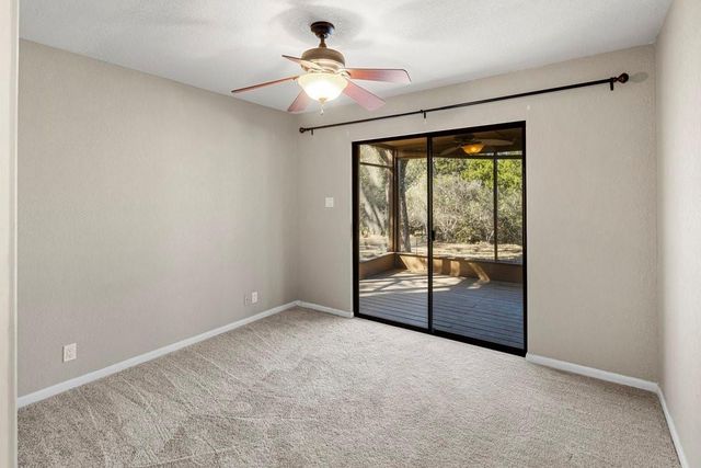 108 Courtside CIR, Spicewood, TX 78669