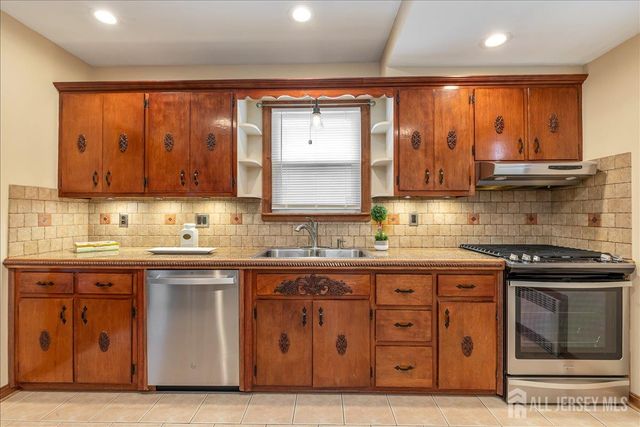 278 Wilson Avenue, Rahway, NJ 07065