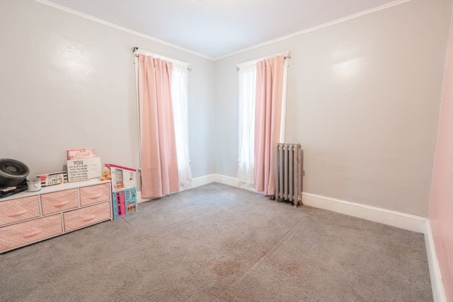 158-160 Oak Grove Ave, Springfield, MA 01109
