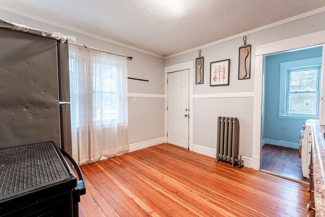 158-160 Oak Grove Ave, Springfield, MA 01109