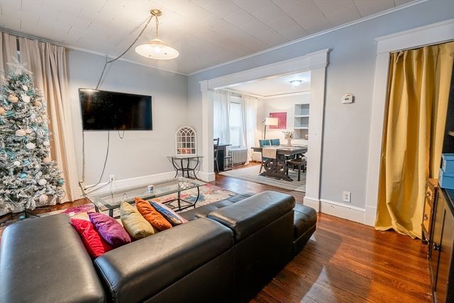 158-160 Oak Grove Ave, Springfield, MA 01109
