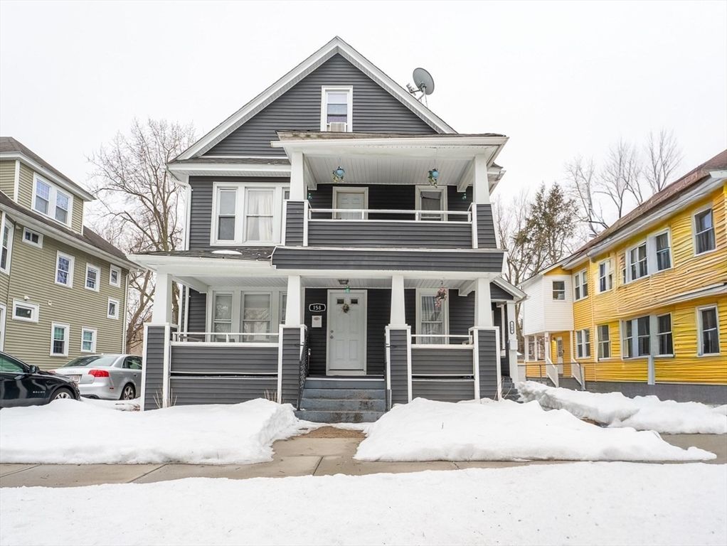 158-160 Oak Grove Ave, Springfield, MA 01109