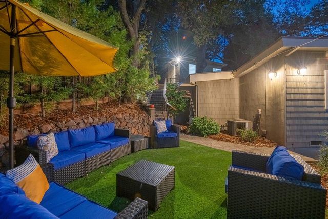 20808 Pamela Way, Saratoga, CA 95070