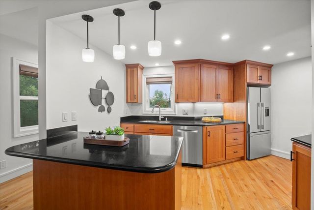 20808 Pamela Way, Saratoga, CA 95070