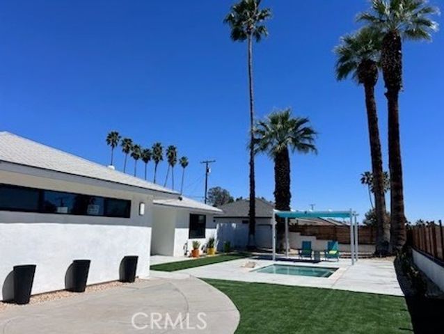 3940 E Calle San Antonio, Palm Springs, CA 92264