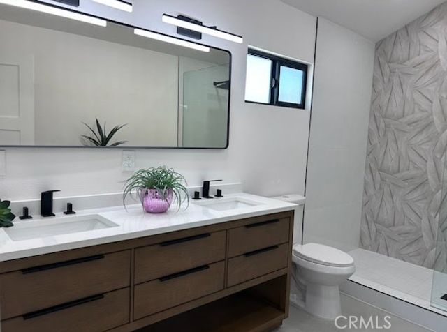 3940 E Calle San Antonio, Palm Springs, CA 92264