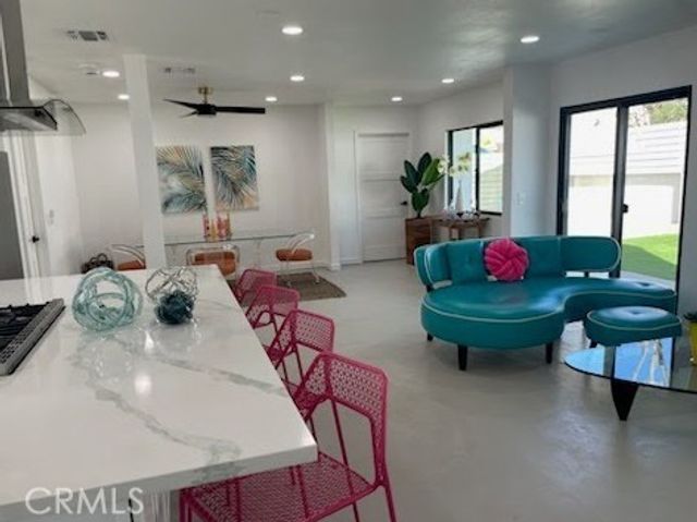 3940 E Calle San Antonio, Palm Springs, CA 92264