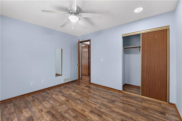 8333 Lowell Avenue 2, Overland Park, KS 66212