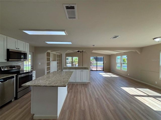 1901 US HIGHWAY 17 92, Lake Alfred, FL 33850
