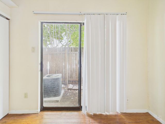 2815 Rio Grande ST 110, Austin, TX 78705