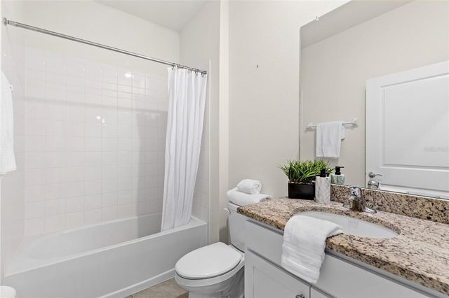 8136 WHEAT STONE DRIVE, Zephyrhills, FL 33540