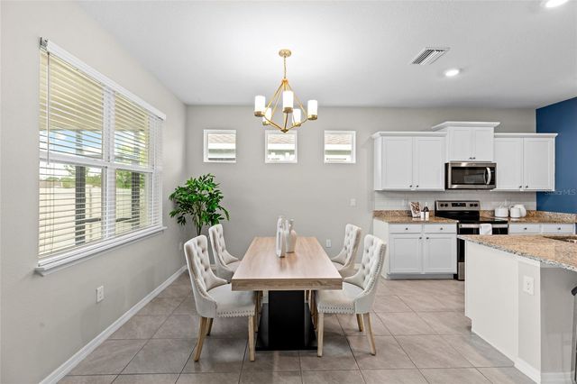 8136 WHEAT STONE DRIVE, Zephyrhills, FL 33540