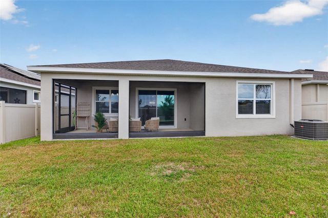 8136 WHEAT STONE DRIVE, Zephyrhills, FL 33540