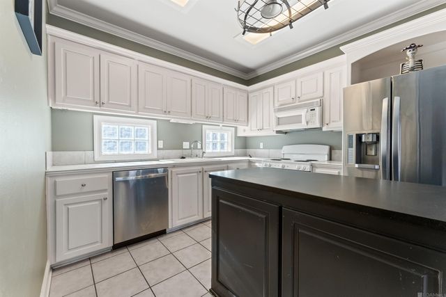 5526 Ducros Dr, Baton Rouge, LA 70820