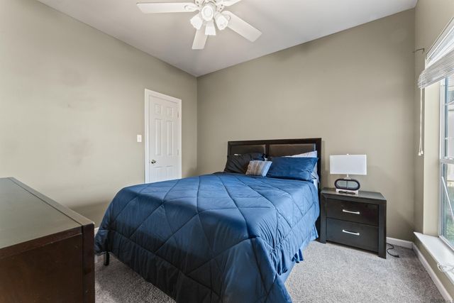 5526 Ducros Dr, Baton Rouge, LA 70820