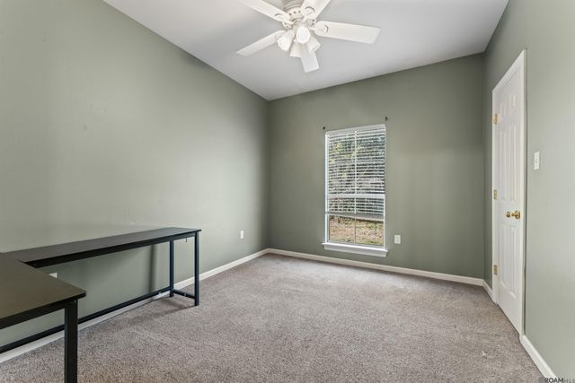 5526 Ducros Dr, Baton Rouge, LA 70820