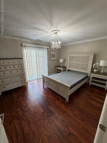 8455 Williamstown Drive, Shelby Twp, MI 48316