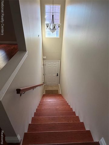 8455 Williamstown Drive, Shelby Twp, MI 48316