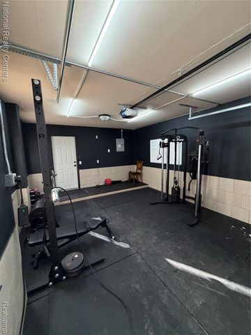 8455 Williamstown Drive, Shelby Twp, MI 48316