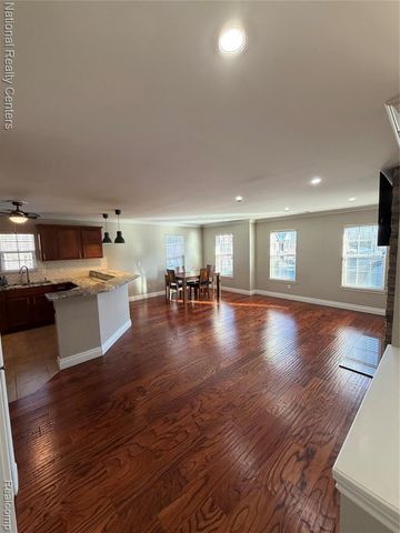 8455 Williamstown Drive, Shelby Twp, MI 48316