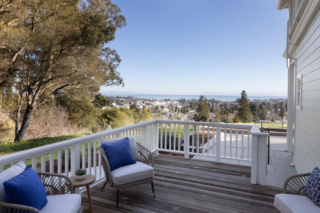 535 Highland Avenue, Santa Cruz, CA 95060
