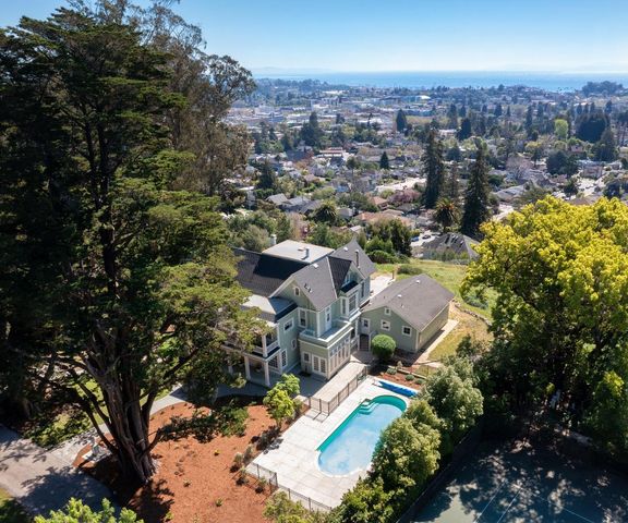 535 Highland Avenue, Santa Cruz, CA 95060
