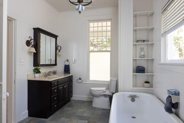 535 Highland Avenue, Santa Cruz, CA 95060