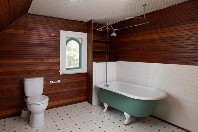 535 Highland Avenue, Santa Cruz, CA 95060