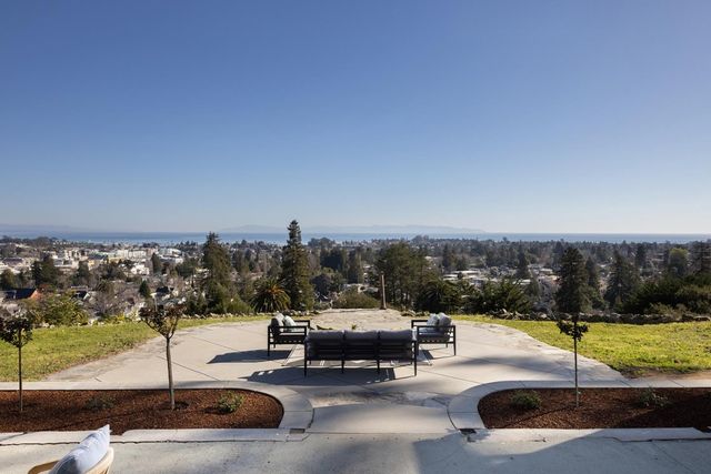 535 Highland Avenue, Santa Cruz, CA 95060