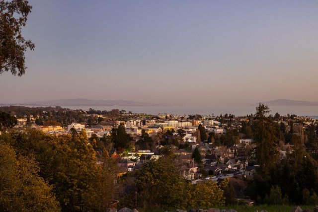 535 Highland Avenue, Santa Cruz, CA 95060