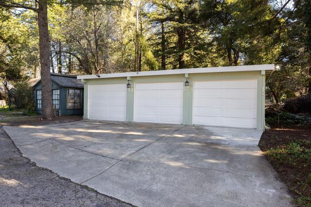 535 Highland Avenue, Santa Cruz, CA 95060